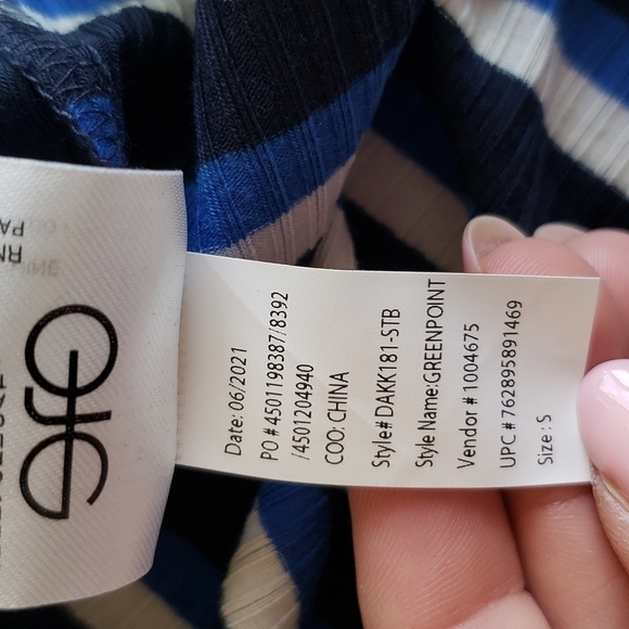 Anne Klein Women's Striped Ribbed Elbow Length Sleeve Top - Size S - Picture 7 of 7